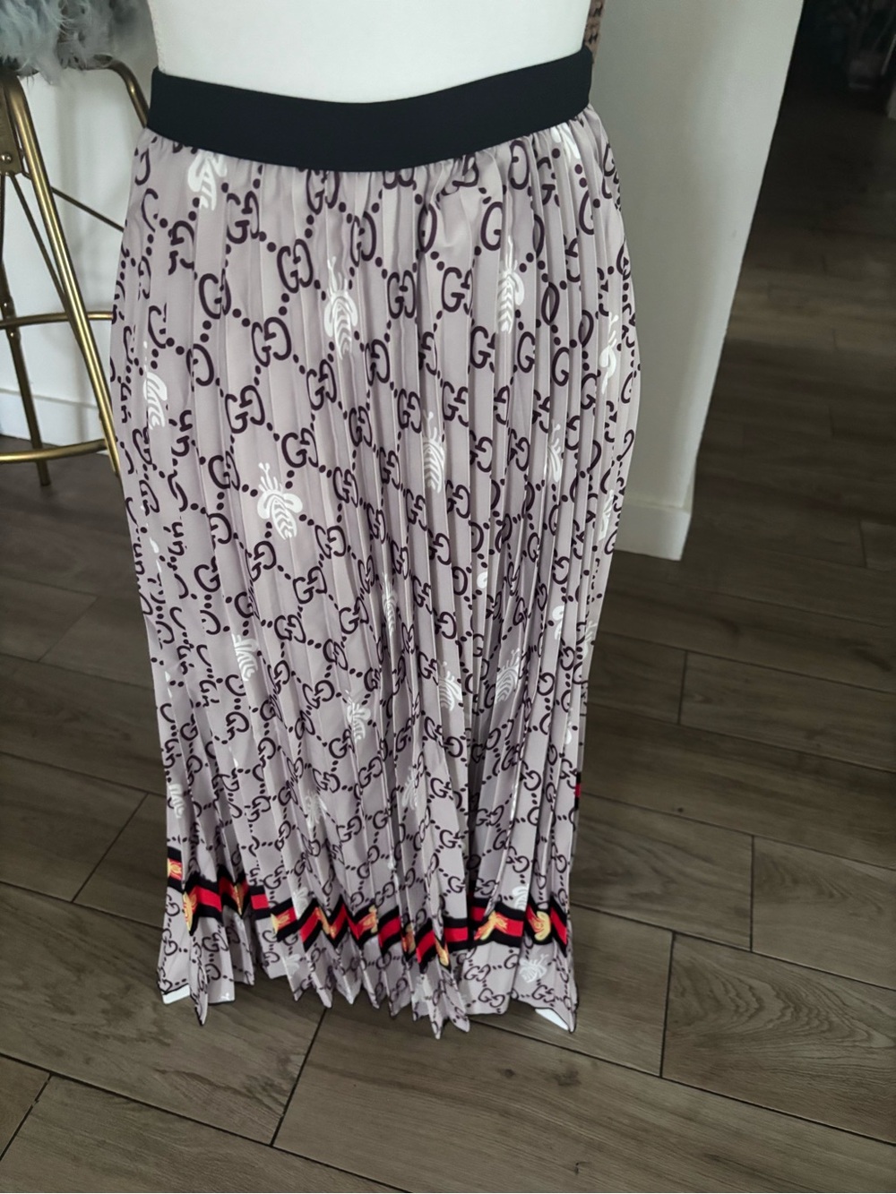 Source Unknown Lilac GG-Print Pleated Maxi Skirt with Black Waistband